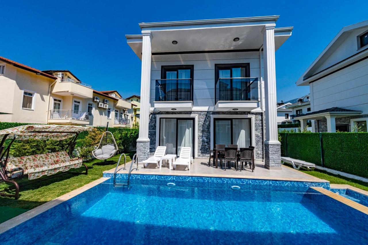 Salkim- 4 Bedroom Holiday Villa In Oludeniz Fethiye Exterior photo