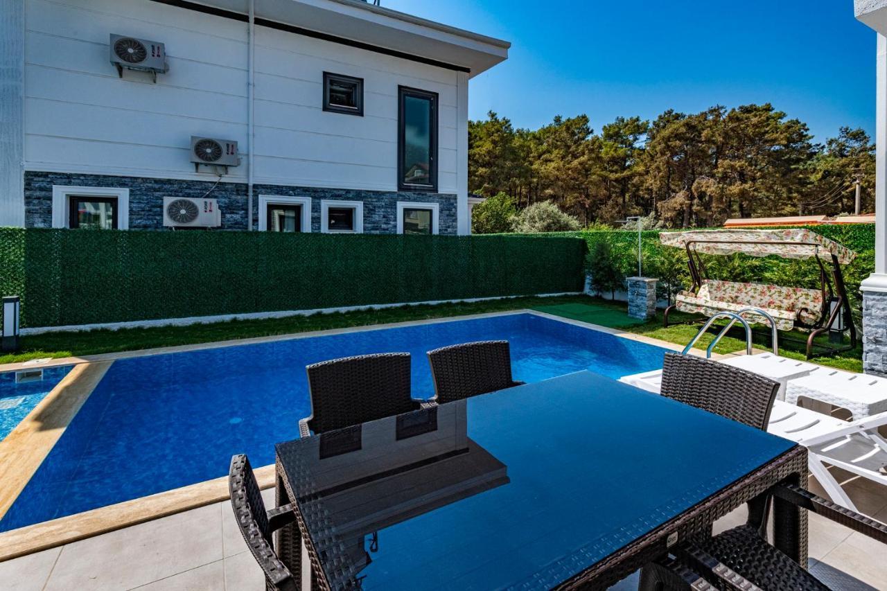 Salkim- 4 Bedroom Holiday Villa In Oludeniz Fethiye Exterior photo