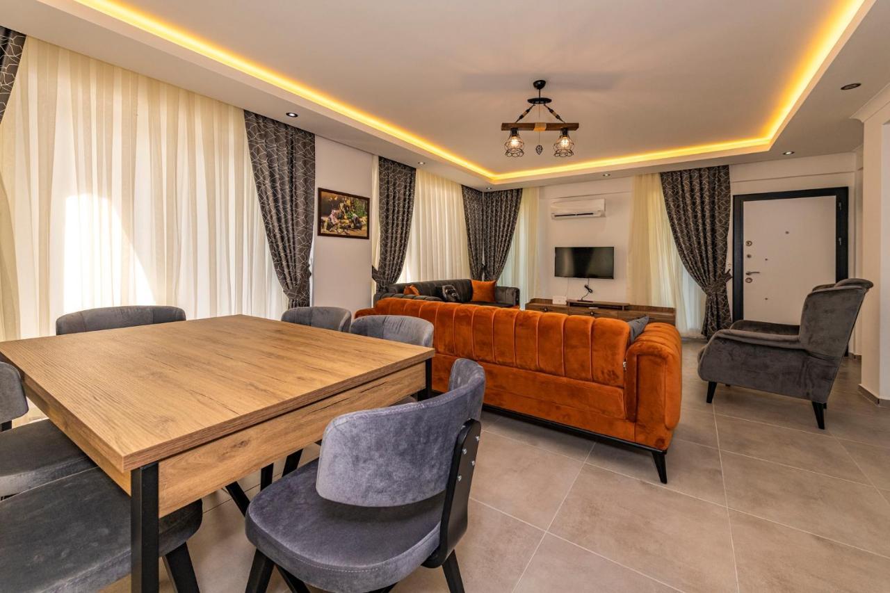 Salkim- 4 Bedroom Holiday Villa In Oludeniz Fethiye Exterior photo