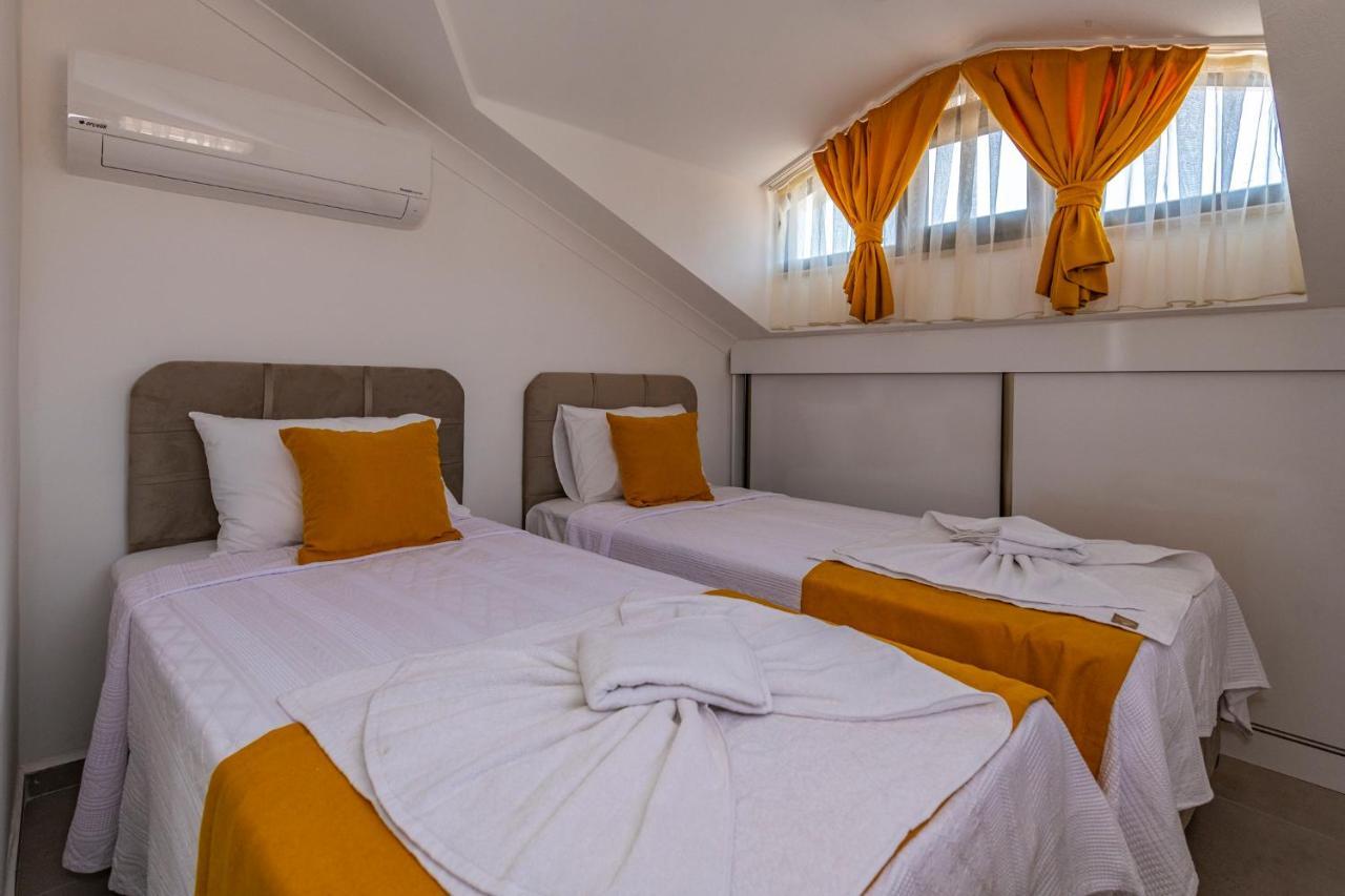Salkim- 4 Bedroom Holiday Villa In Oludeniz Fethiye Exterior photo